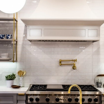 Bundy: Brentwood Modern Farmhouse