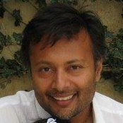 Sanu Desai's photo