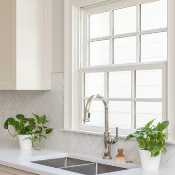 Transitional Cottage Kitchen - Atlanta