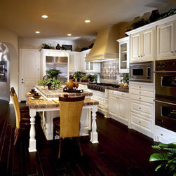EURO WHITE KITCHEN - Kitchen Cabinetry