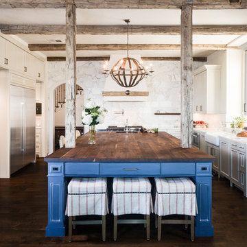 Casual French Elegance In Rob Roy