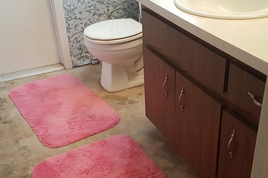Example of a trendy bathroom design in Tampa