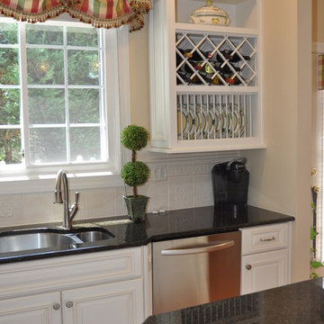 Beautiful Kitchen Remodel Done with Cabinet Refacing