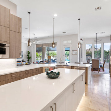 Spacious Modern Kitchen