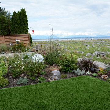 Contemporary Seaside Garden
