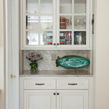 Winter white with Walnut Glaze