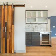 Wet bar