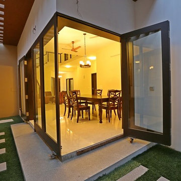 Minimal Melange House