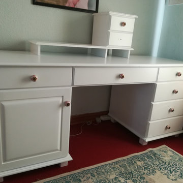 Dressing tables
