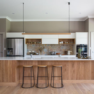 Contemporary Curves
