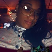Shamika Davis's photo