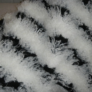 Black/Off White Mongolian Raya Throw