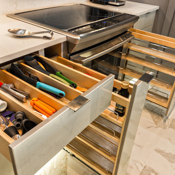 Contemporary kitchen