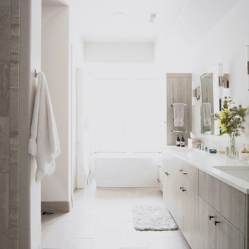 Light Oak Bath Vanity Run with Soaking Tub - Bend, OR