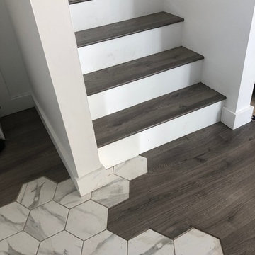Bullet - Laminate flooring