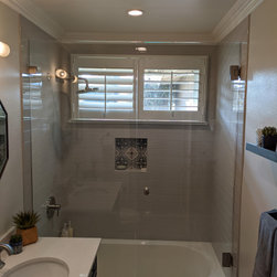 Tyler - Orange County - Shower Doors