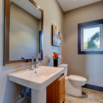 1499/1499B Trail Way - $1,695,000 – MLS Res 885121 / Com 885130
