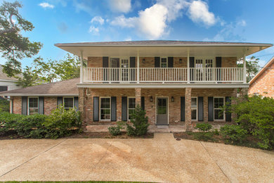 Elegant exterior home photo in New Orleans