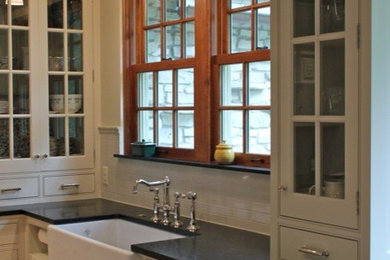 Elegant kitchen photo in Minneapolis