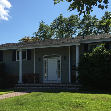 Siding East Norwich - Coastal Sage Shakes with Clapboard Sides