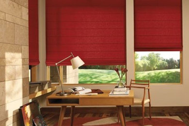 Example of a home office design in Sacramento