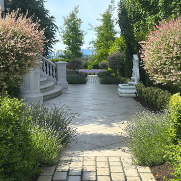 A French Themed Garden