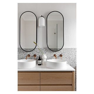 Bedford St - Scandinavian - Bathroom - Sydney - by Green Chip ...