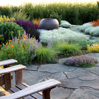 Beach House, Bainbridge Island - Coastal - Garden - Seattle - by Bliss