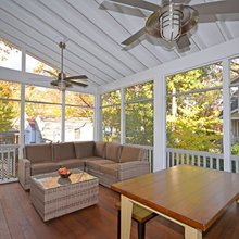 Screened in porch