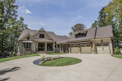 Inspiration for an exterior home remodel in Atlanta
