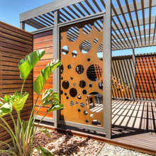 Garden screens