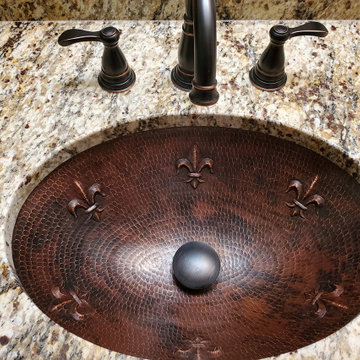 19" Oval Fleur De Lis Under Counter Hammered Copper Bathroom Sink (LO19FFLDB)
