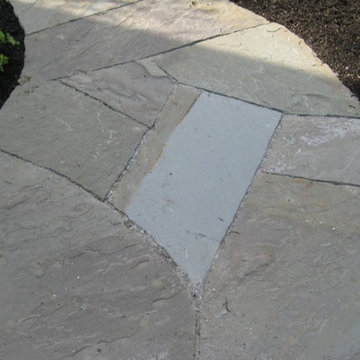 Irregular Bluestone Walkway