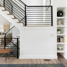 Lot 24 - Foyer