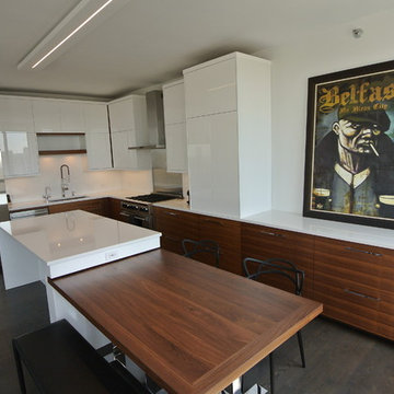 Custom Kitchen with High Grade Plastic Finished Cabinets