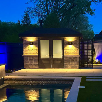 2023 Small Space Contemporary Pool