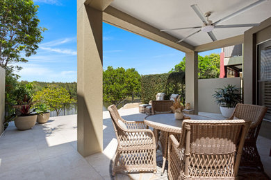 Inspiration for a contemporary home design in Gold Coast - Tweed.