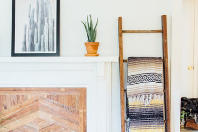 Southwest living room photo in Nashville