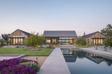 Farmhouse one-story house exterior photo in San Francisco