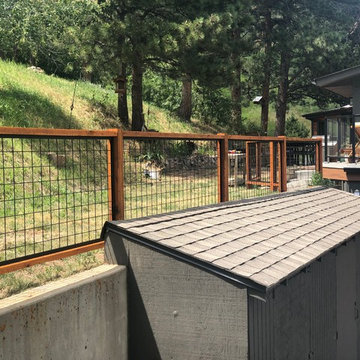 DecTec Deck Roof, Fortress Cable Railing and Wild Hog wire fence