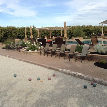 Lodi perimeter overflow pool