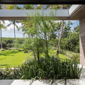 Riverhouse Residence