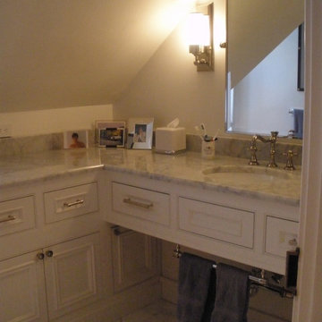 A bathroom under the eaves