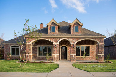 Elegant home design photo in Austin