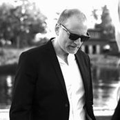 Laurence Slavin's photo