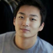 James Kim's photo