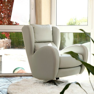 Romeo Lounge Swivel Rocking Chair from Famaliving California