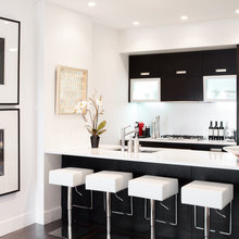 HUY'S KITCHEN