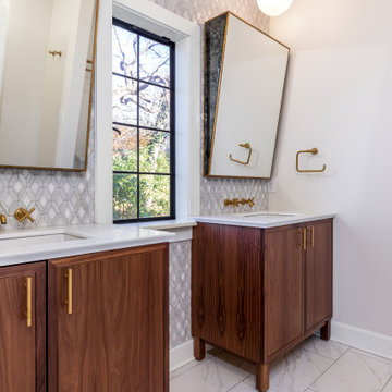 Tamara's Tudor Tutorial: Owner's Ensuite