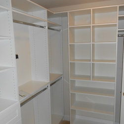 Walk-in; Haymarket, VA - Clothes Racks